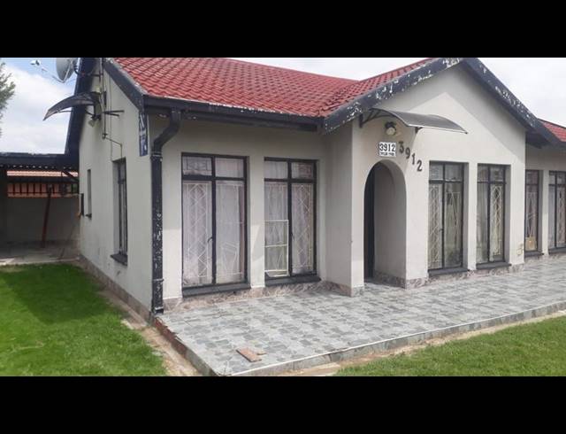 2 BEDROOM HOUSE FOR SALE IN ZAMDELA
